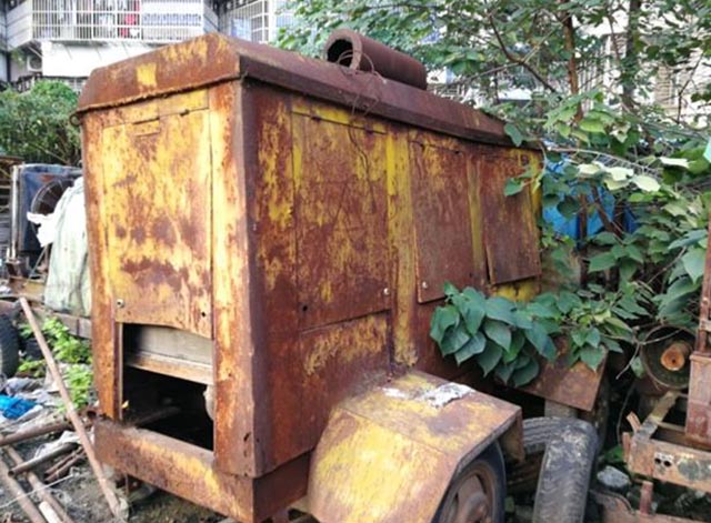 C:\Users\Administrator\Desktop\廢舊機器設備照片\序號9-120KW發(fā)電機.jpg C:\Users\Administrator\Desktop\廢舊機器設備照片\序號9-120KW發(fā)電機.jpg